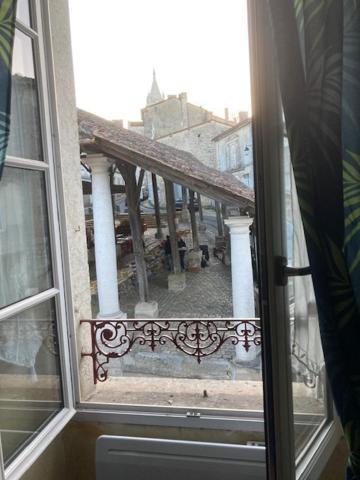 Les Vieilles Halles De Villebois Eksteriør bilde